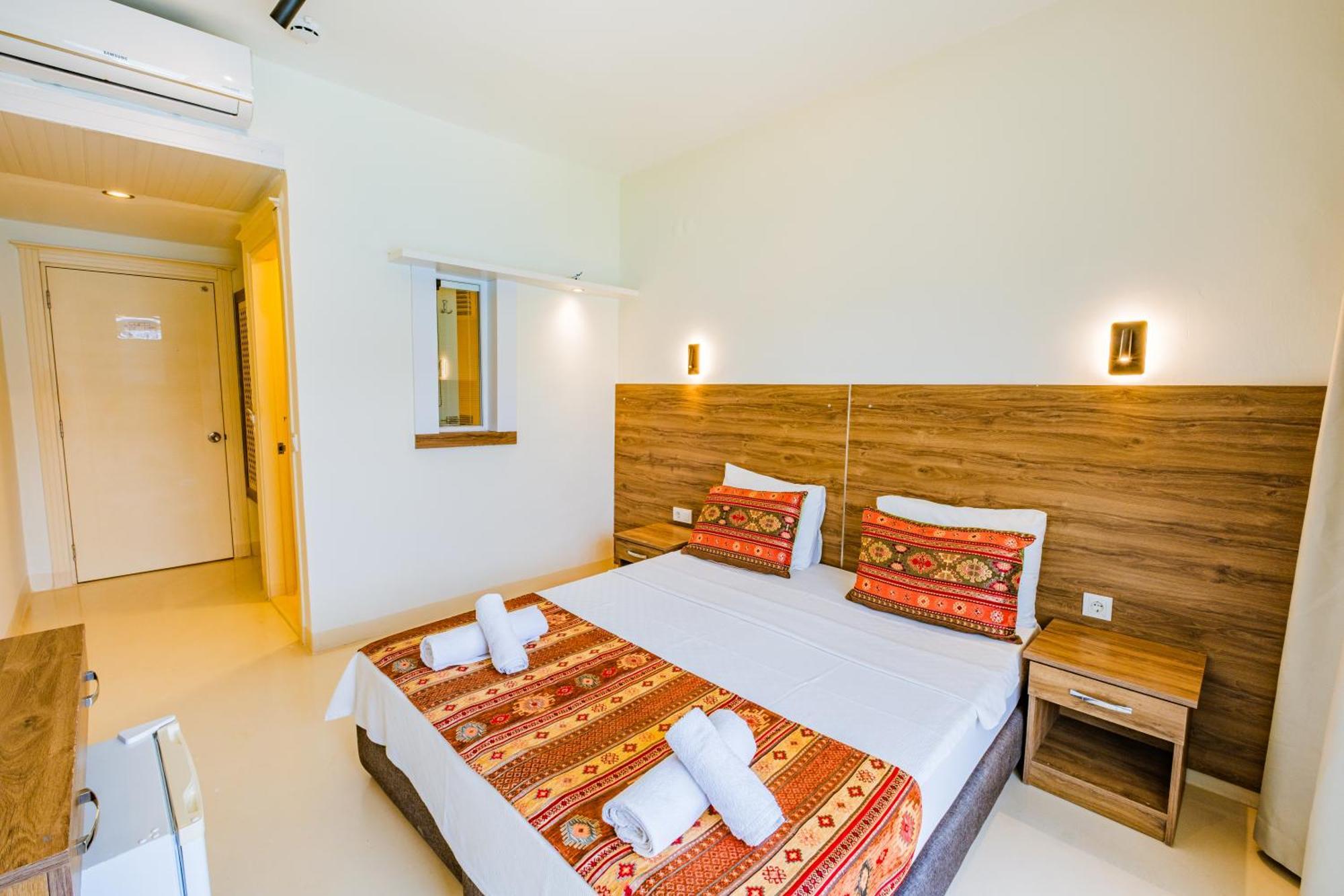 La Moda Beach Hotel คาช ภายนอก รูปภาพ